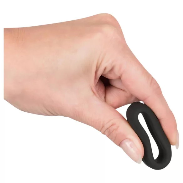Black Velvets - penio žiedas storomis sienelėmis 2,6 cm - juodas