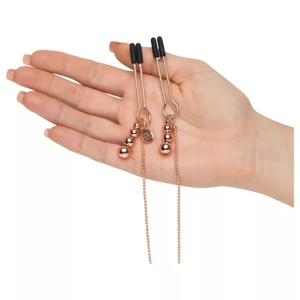 Fifty Shades Freed - spenelių ir klitorio spaustukai - metalas