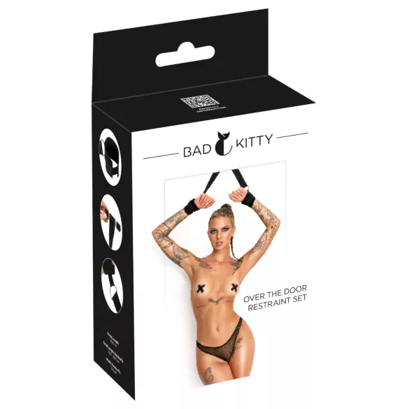 Bad Kitty - ant durų kabinamas riešų suvaržymo rinkinys (juodas)
