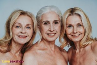 Intymumo puoselėjimas menopauzės metu: seksologės gidas, kaip klestėti tarp paklodžių